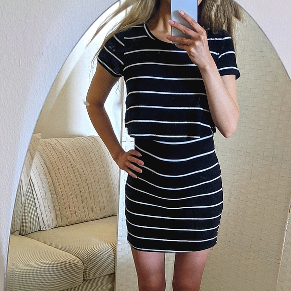 Vici Dresses & Skirts - Very stretchy cotton casual mini dress vici